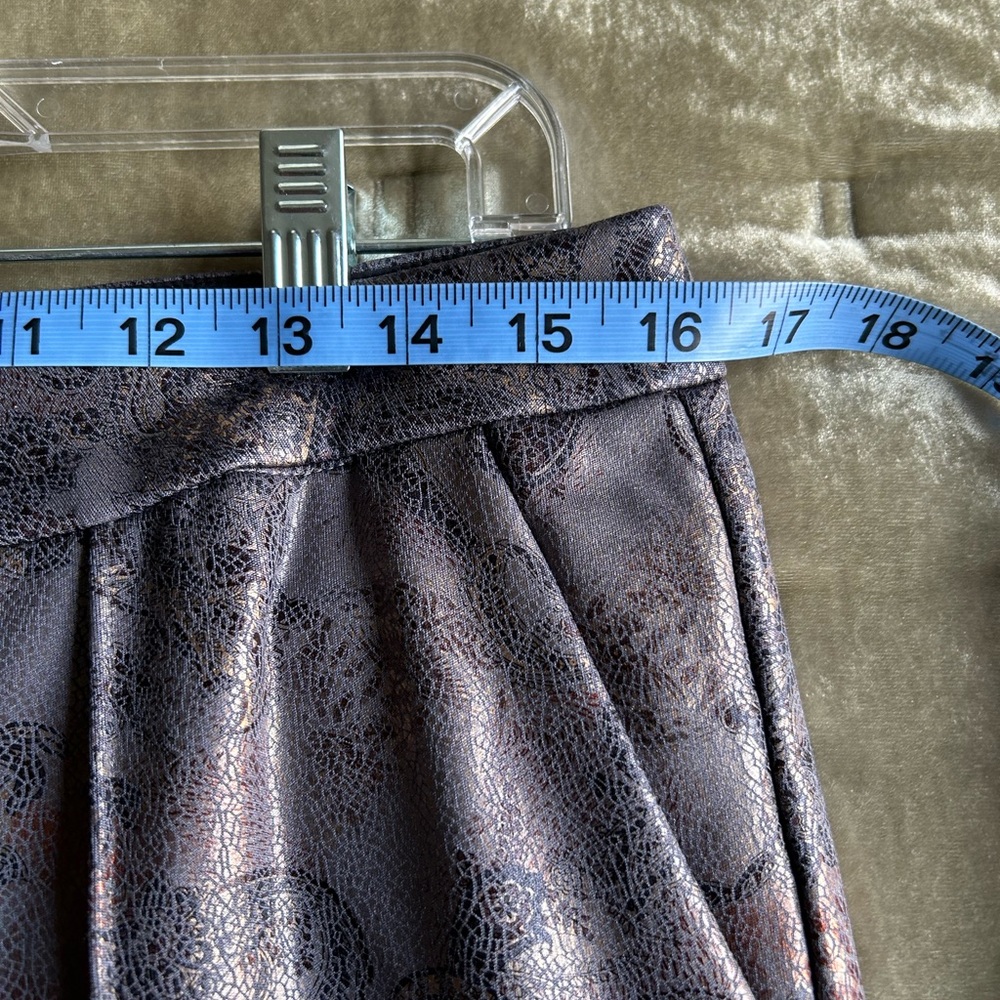 Faux Leather Printed Pants - Picture 6 of 7